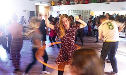 Rave sana en el centro cultural Sa Tanca de Dei&agrave; (Mallorca).