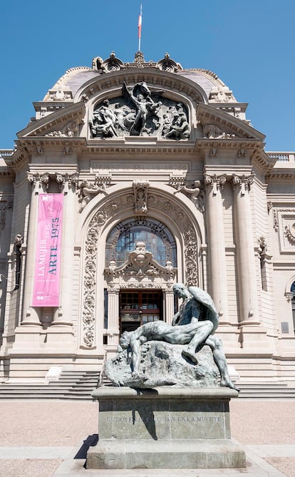 Entrada del Museo Bellas Artes, un edificio de claro estilo 'Beaux Arts'.