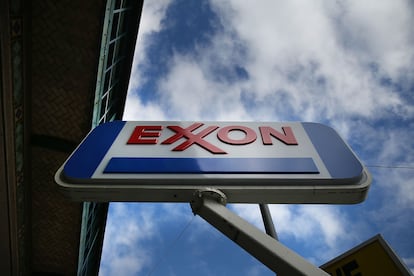 Logotipo de una estacin de gas de Exxon en EE UU.