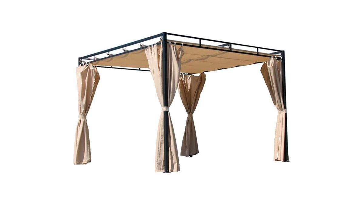 Dimensiones: 3 x 3 m. 