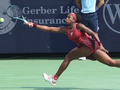 Coco Gauff of the United States in action during her semi-final match against Iga Swiatek of Poland at the Western and Southern Open tennis tournament in Mason, Ohio, USA, 19 August 2023.