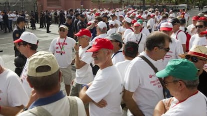 Prejubilados de Santana, durante la protesta del pasado d&iacute;a 2 en Sevilla. 