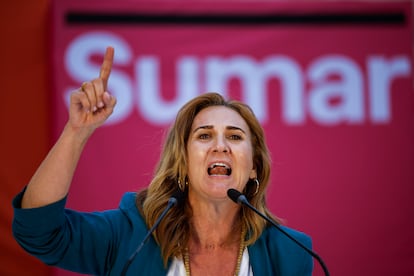 La cabeza de lista de Sumar al Parlamento Europeo, Estrella Galán, el día 8 en su mitin de cierre de campaña, en Valencia.