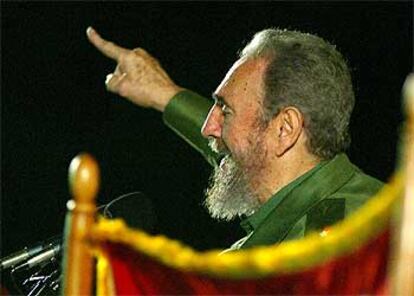 El presidente cubano, Fidel Castro, durante el 50º aniversario del asalto al cuartel de la Moncada.