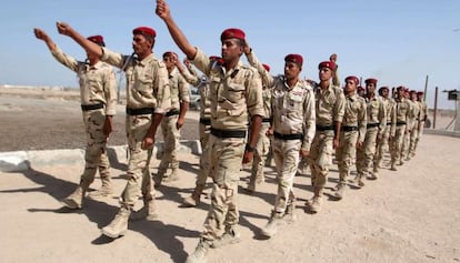 Iraqi soldiers training in Basora on October 21.