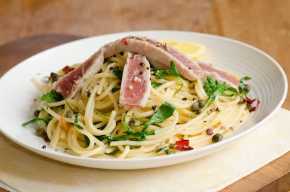 Pasta con atún.