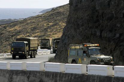 Llegada de los efectivos de emergencia de la UME a El Hierro.