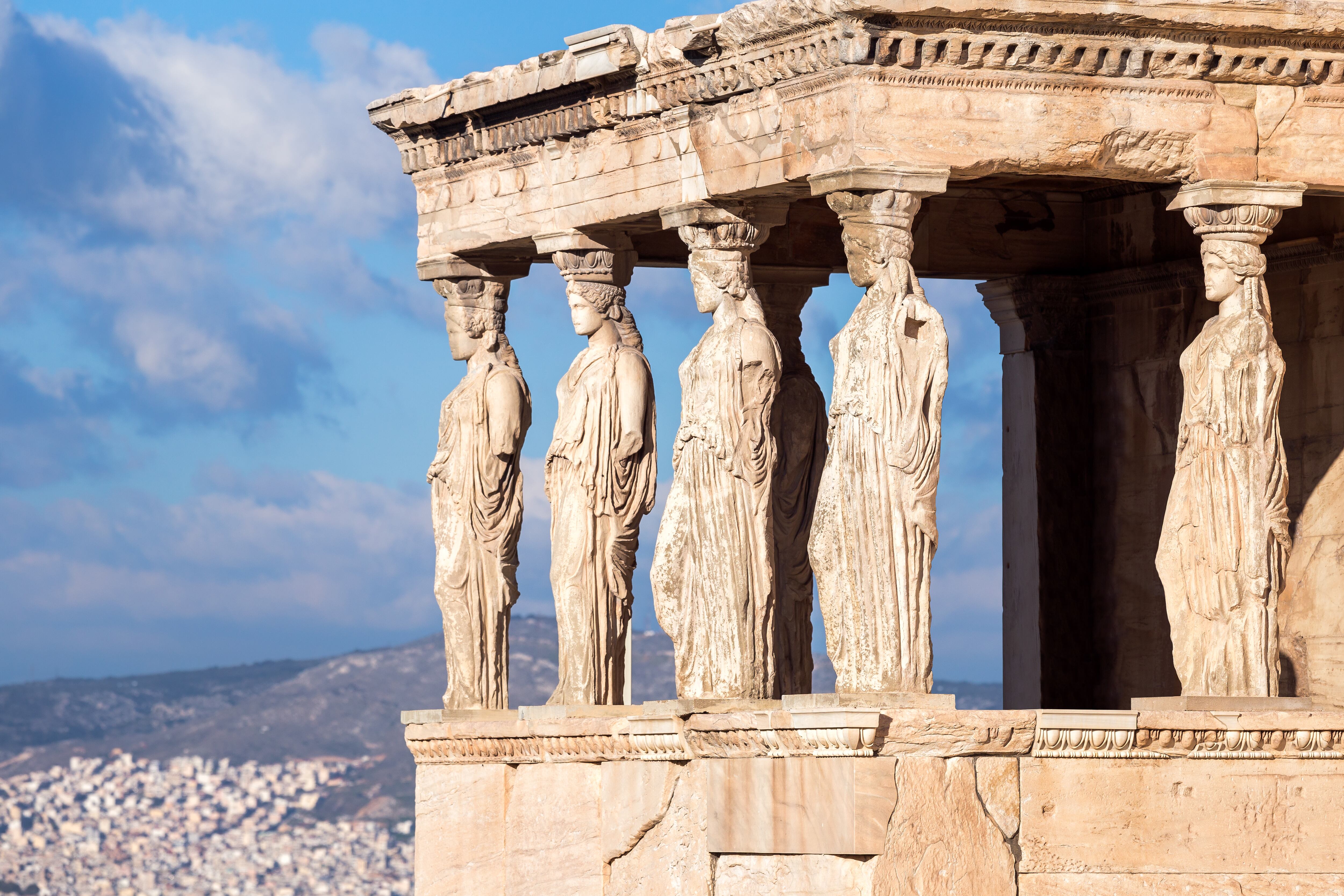 Detalle del templo de Erecteón, en la Acrópolis de Atenas (Grecia).