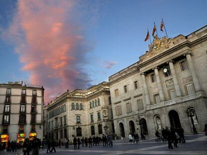 Fachada del Ayuntamiento de Barcelona.