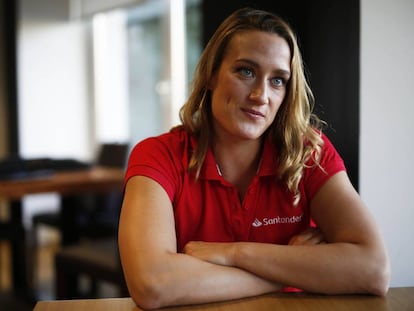 Mireia Belmonte, en el Work Café del Banco Santander, durante la entrevista. 