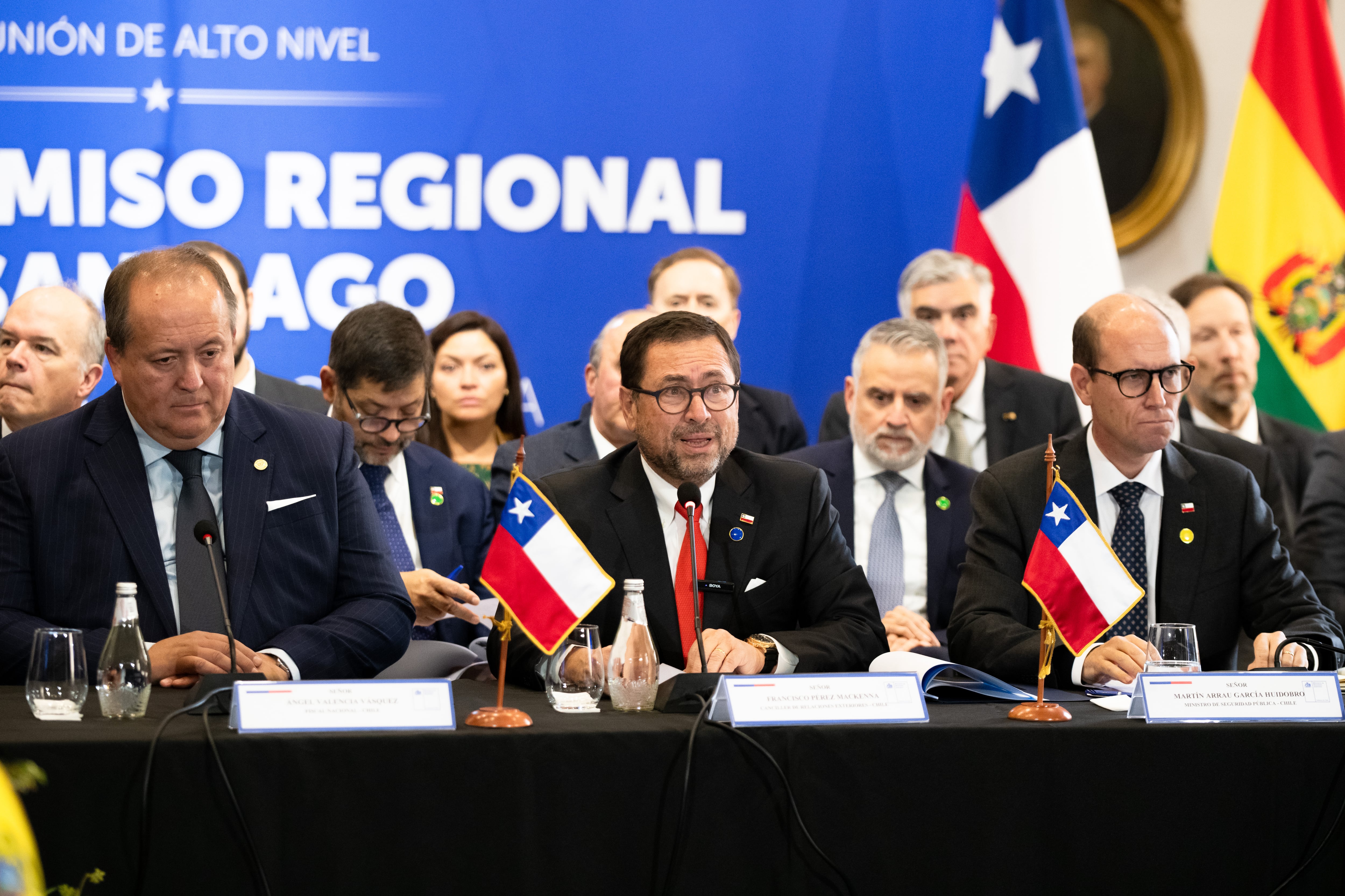 Ángel Valencia, Francisco Perez Mackenna y el Martin Arrau durante la reunión.