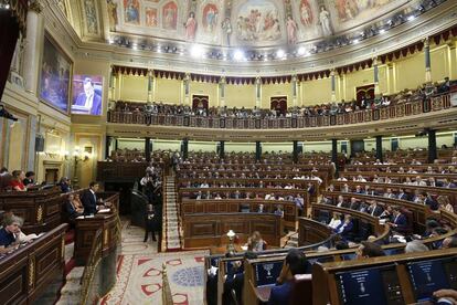 O Parlamento espanhol durante a primeira sessão da fracassada recondução de Mariano Rajoy à chefia de Governo.