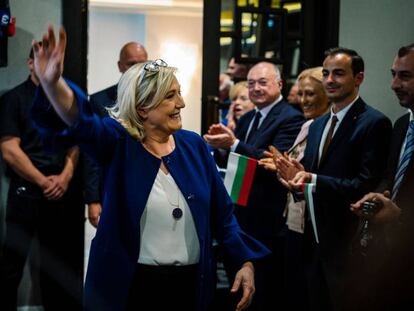Marine Le Pen, a su llegada a la capital de Bulgaria para asistir como invitada de un partido local de extrema derecha.