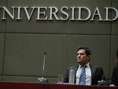 O juiz Sergio Moro na sua palestra na Universidade Católica Argentina.