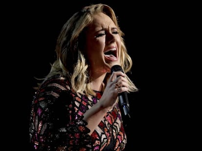 Adele, en los Grammy de 2017.