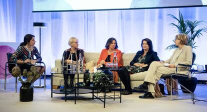 Desde la izquierda, Mia Odabas, moderadora; Margot Wallström, ministra de Exteriores; Isabella Lövin, ministra de Desarrollo y Cooperación; Ann Linde, ministra de Asuntos Europeos, y Annika Rembe, del Instituto Sueco, en el Foro de Igualdad de Género en Estocolmo.