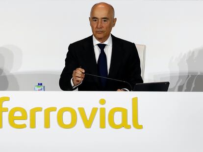 El presidente de Ferrovial, Rafael del Pino, durante la junta de accionistas celebrada  en Madrid.