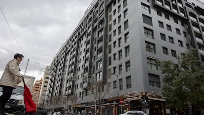 Edificio de viviendas de Valencia, adquirido por el Ayuntamiento de Valencia para alquiler social.