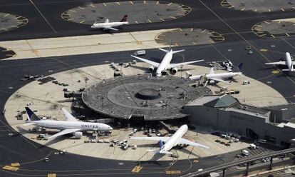 Aviones de United Continental en el aeropuerto de New Jersey