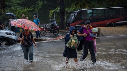 Tres muertos y nuevos estragos por inundaciones a causa de las intensas lluvias en Venezuela