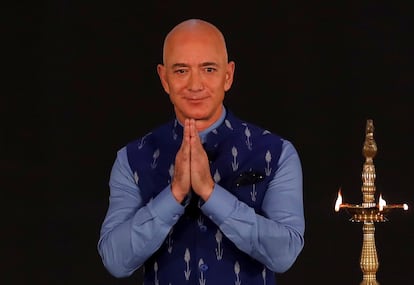Jeff Bezos, fundador da Amazon, em um evento da empresa em Nova Déli, Índia, em janeiro de 2020. 