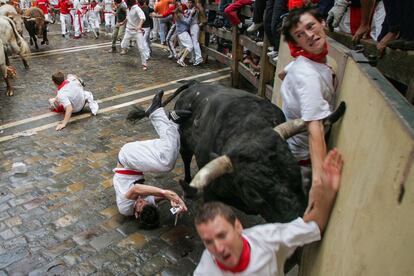 8 de julio de 2007. Peligroso encierro de la ganadería Miura que se saldó con un herido por asta de toro.