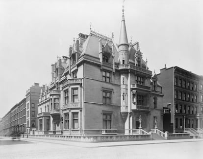 El 'Petit Chateau' de los Vanderbilt, ubicado en el 660 de la Quinta Avenida neoyorquina, en 1897.