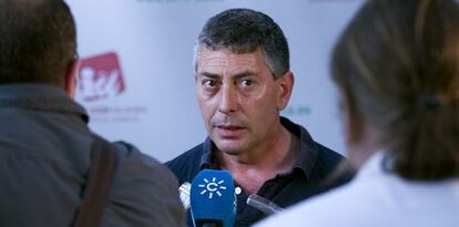Laureano Seco, aspirante a candidato de IU a la Junta, ayer en la sede regional de la coalición.