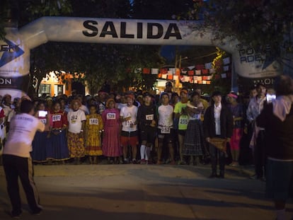 At 6am on the day of the ultramarathon, competitors line up in the main square of Urique to begin the 80-kilometer race. 