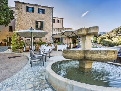 Terraza del hotel S&rsquo;Olivaret, en Alar&oacute;, al norte de Mallorca.