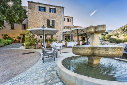 Terraza del hotel S’Olivaret, en Alaró, al norte de Mallorca.