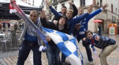 Seguidores del Schalke 04, en Bilbao.