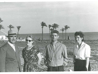 Croatian dictator Ante Pavelić at the end of the 1950s on holiday in Santa Pola, Alicante, with his wife Maria and their children, Velimir and Višnja.