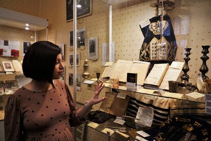 Nusia Verkhovska, directora en funciones (el titular está en el ejército) del Museo Judío de Odesa.