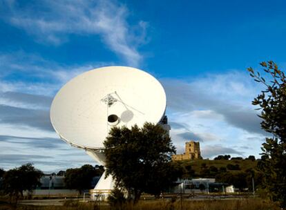 La antena Vil-1, en el ESAC, centro de operaciones científicas de la ESA en Madrid.