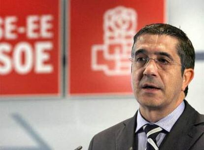 López ha comparecido ante los medios después de la primera reunión de los socialistas vascos tras el paréntesis vacacional