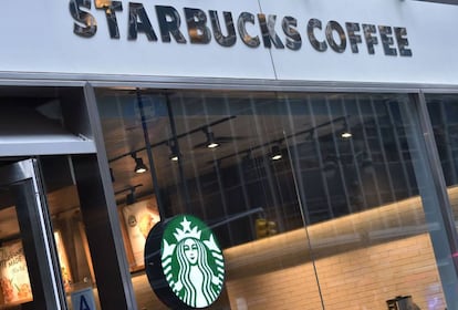 Una cafetería de Starbucks Coffee en Nueva York.