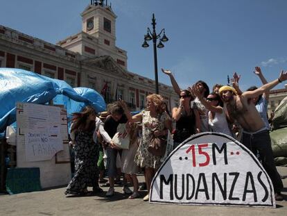 Indignados levantan el campamento de la Puerta del Sol.