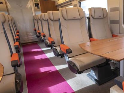 Interior del AVLO, tren AVE 'low cost' de Renfe.