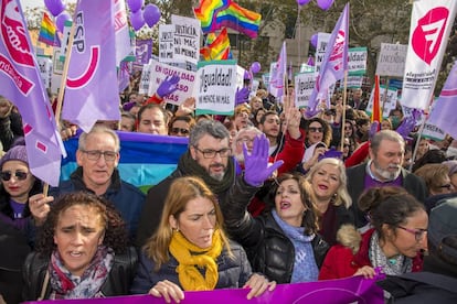 Protests outside the Andalusian parliament on Tuesday.