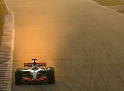 Hamilton, durante los entrenamientos de la semana pasada en Montmeló