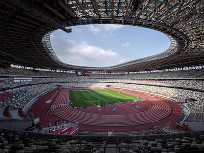 El Estadio Olímpico de Tokio, durante un ensayo para las pruebas de atletismo, en mayo de 2021.