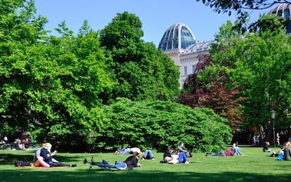 El Burggarten, en tiempos jardín privado del Emperador Francisco José I, es uno de los parques del Ringstraße de Viena.