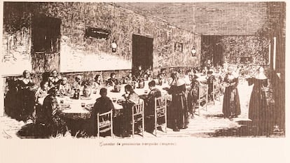 Grabado de mujeres con enfermedades mentales almorzando en el conocido popularmente como el manicomio de Leganés, 1872.