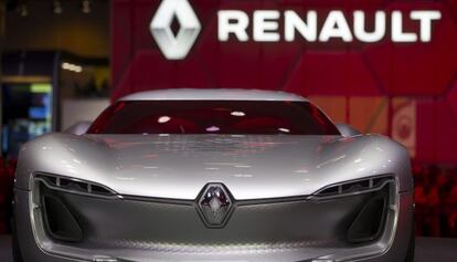 El nuevo Renault Trezor es expuesto en el Sal&oacute;n del Autom&oacute;vil de Par&iacute;s.