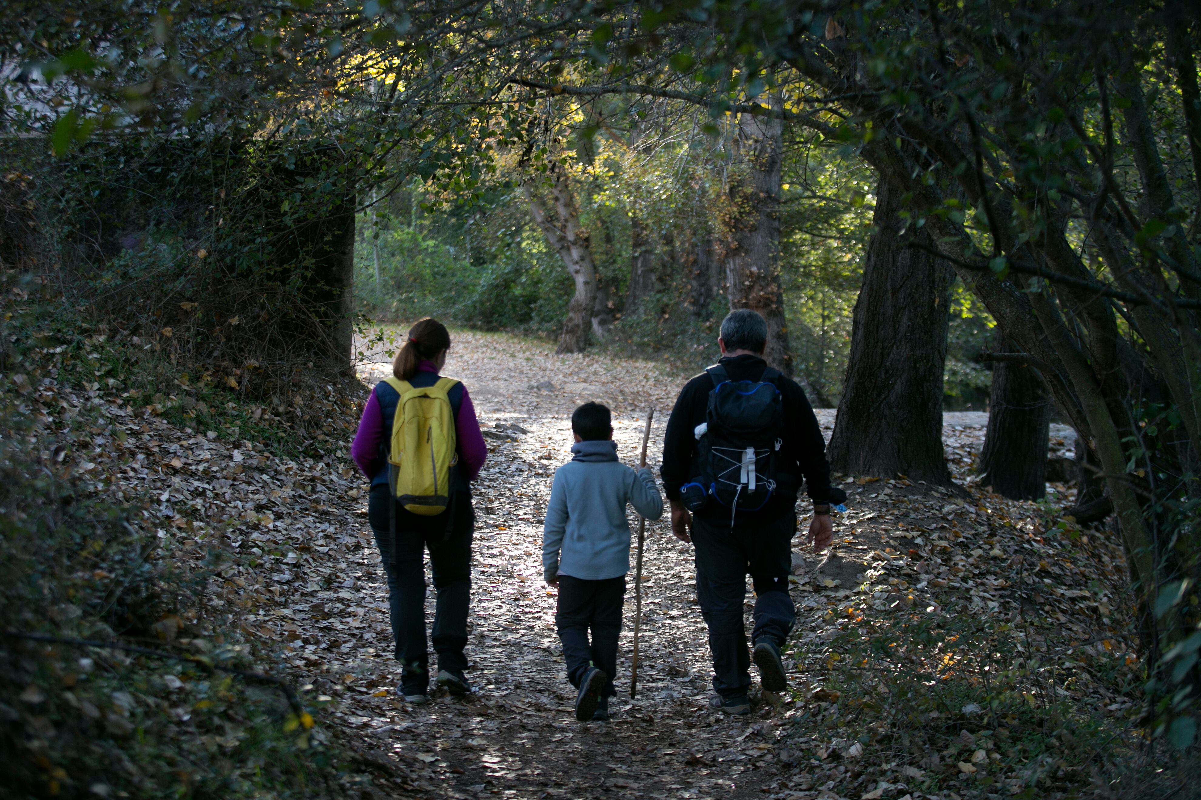 Otra familia, durante la ruta, de unos seis kilómetros.