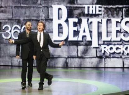 Ringo Starr y Paul McCartney, en la presentación del videojuego <i>The Beatles: Rock Band</i>.