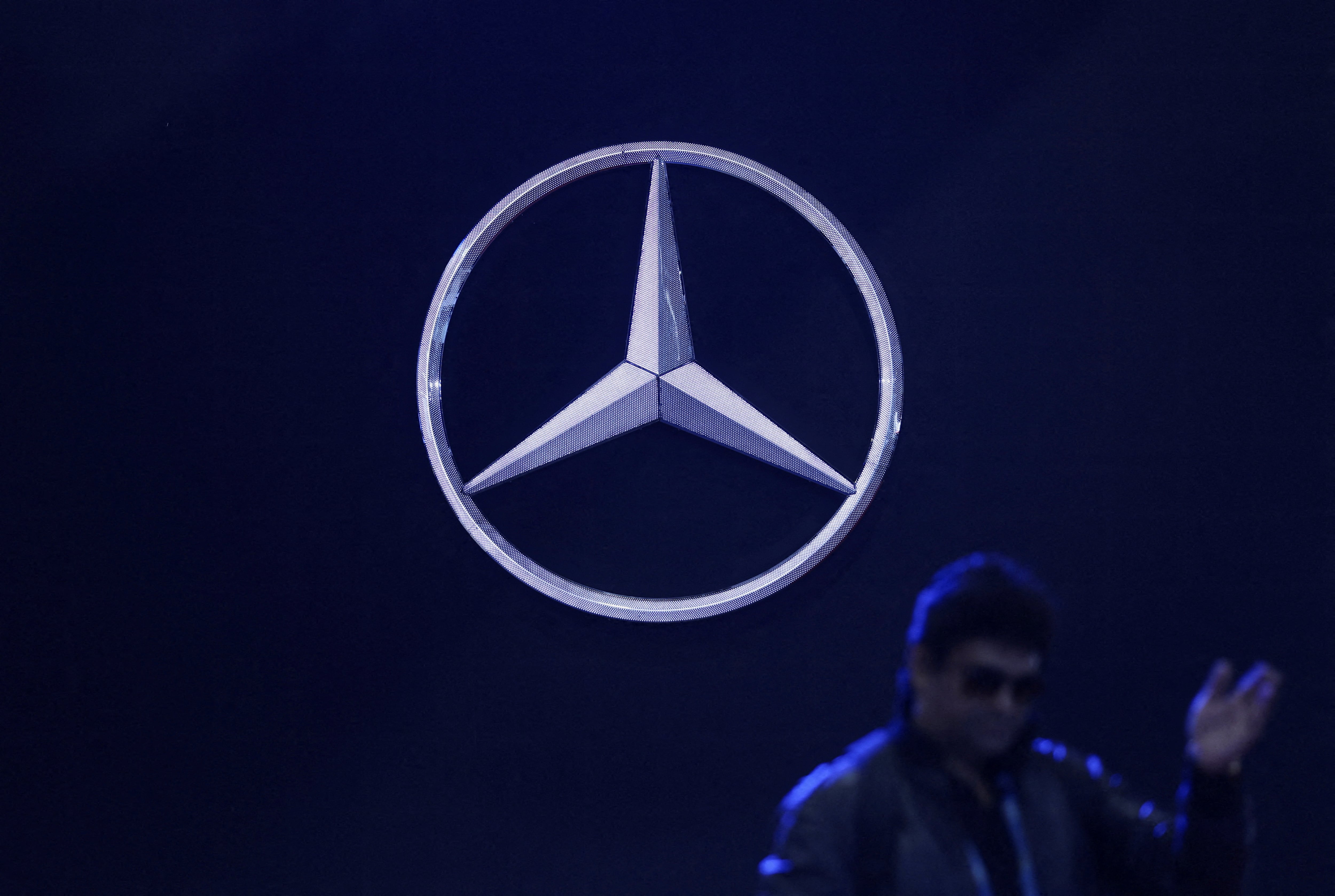 Nuevo golpe al motor alemán: Mercedes-Benz reduce su previsión de beneficios en 2024 por su debilidad en China