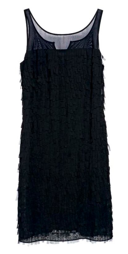 Vestido negro de flecos para bailar como una flapper, de Studio Classics (79,95 euros).