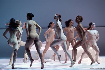 Nueve bailarinas de la Martha Graham Dance Company de Nueva York ponen en pie este espectáculo como si fueran nueve musas picasianas.